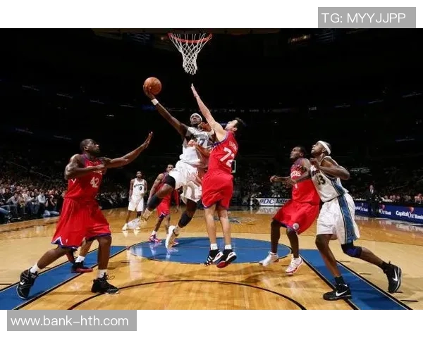 掌握篮球晃人技巧的全面教学指南助你轻松突破防守提升球技 掌握篮球晃人技巧的全面教学指南助你轻松突破防守提升球技